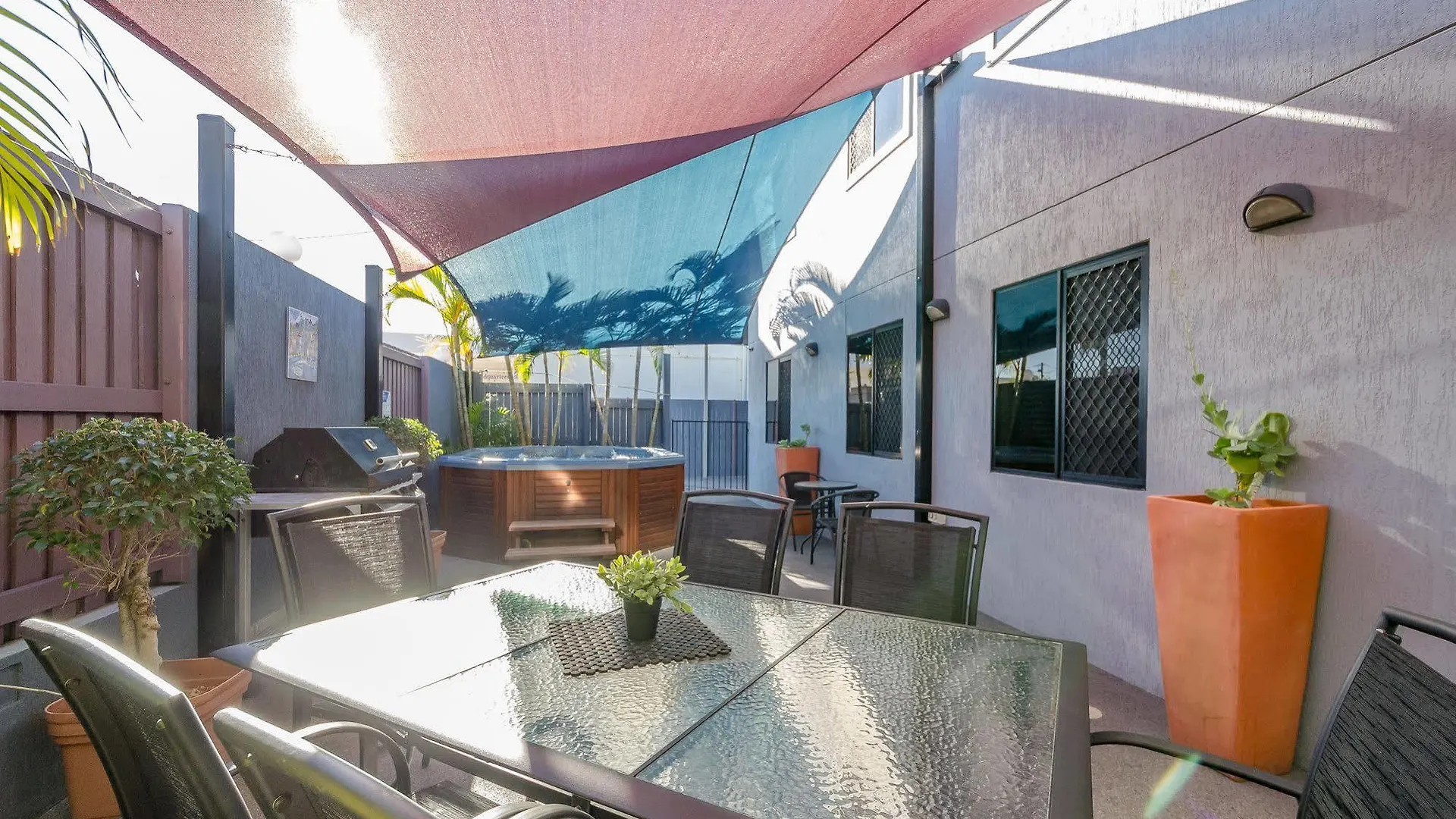 Central Studio Accommodation Gladstone Motel