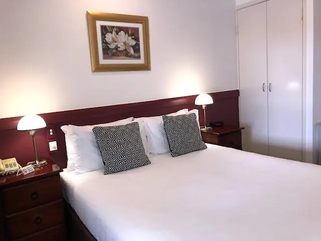 Central Studio Accommodation Gladstone 4*,