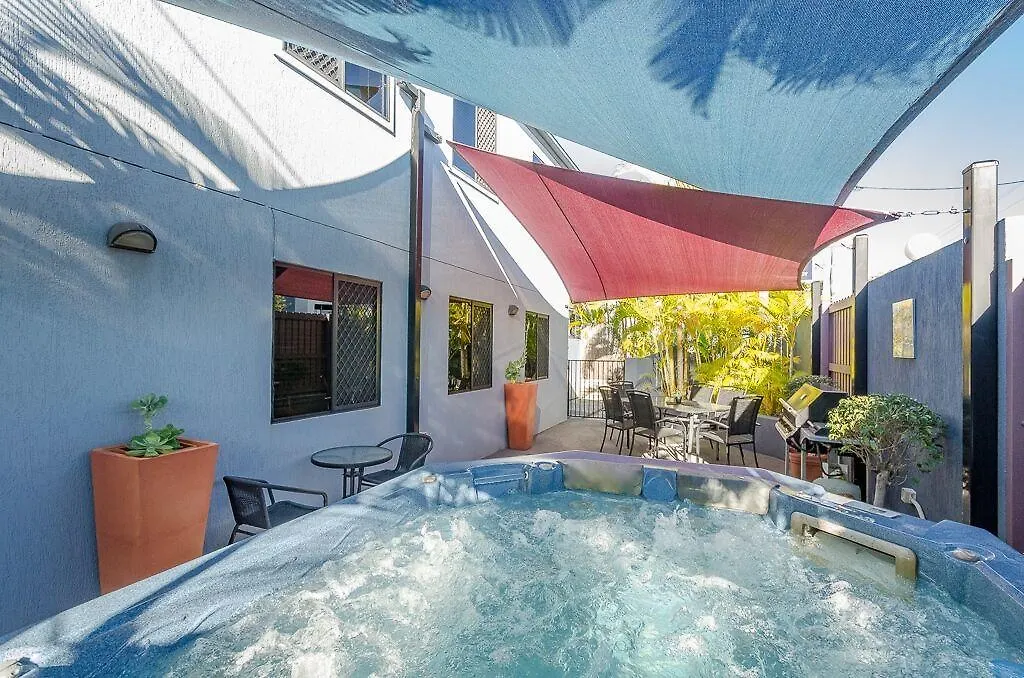 Central Studio Accommodation Gladstone Motel